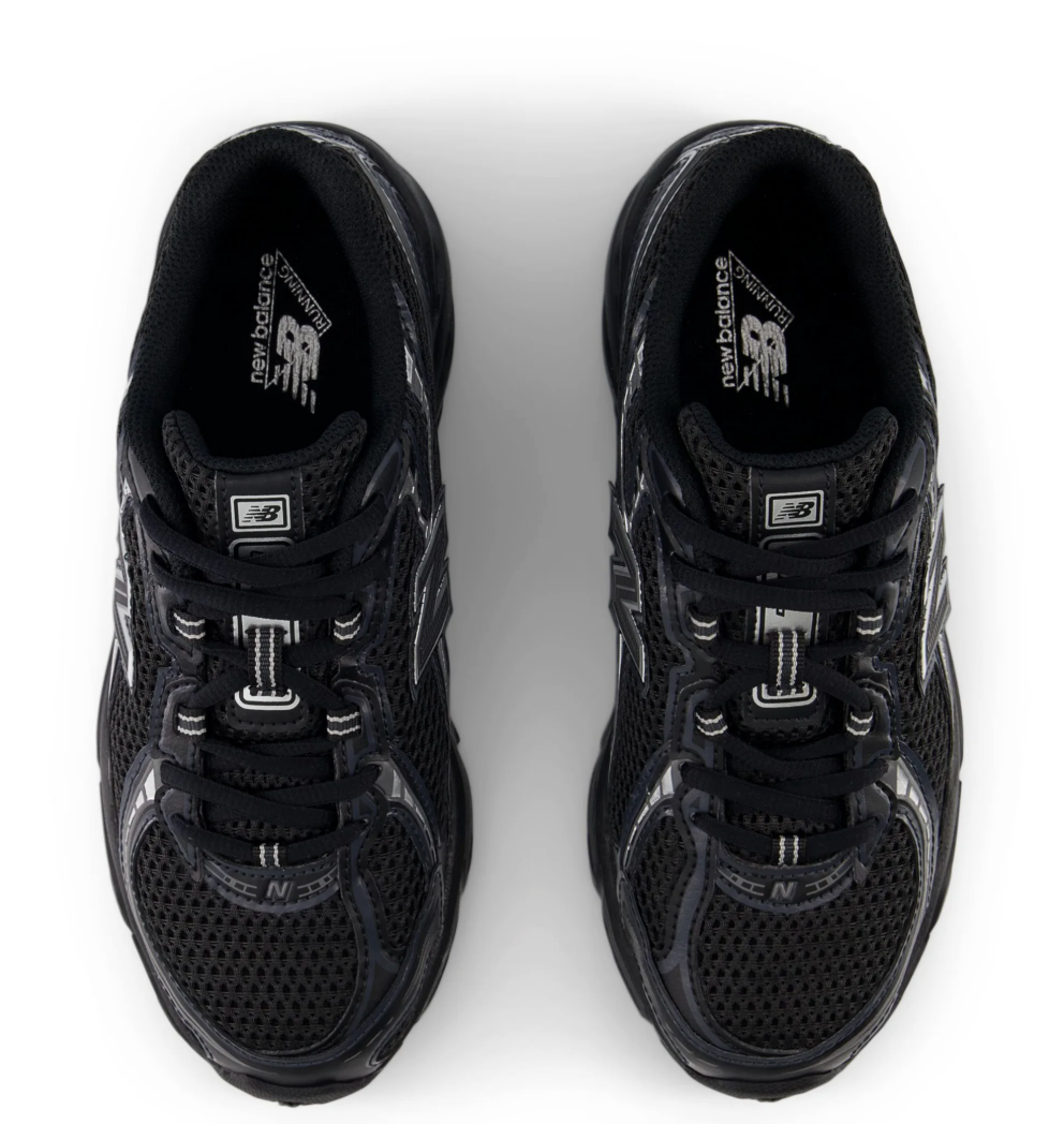NB 740 - black