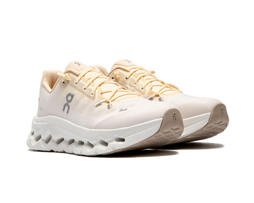 Running WMNS Cloudtilt