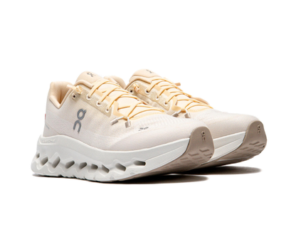 Running WMNS Cloudtilt