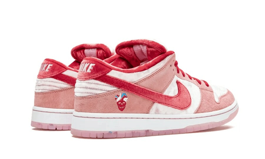 SB Dunk Low StrangeLove Skateboards