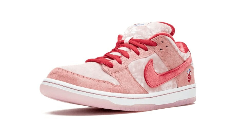 SB Dunk Low StrangeLove Skateboards