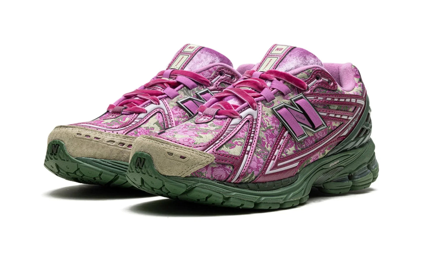 NB 1906R Jack Harlow Rose Runner