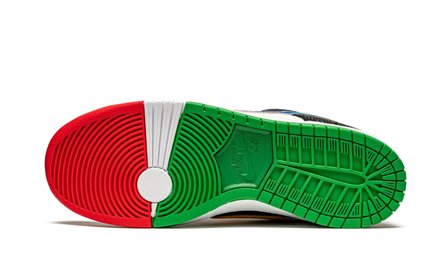 SB Dunk Low What The Paul